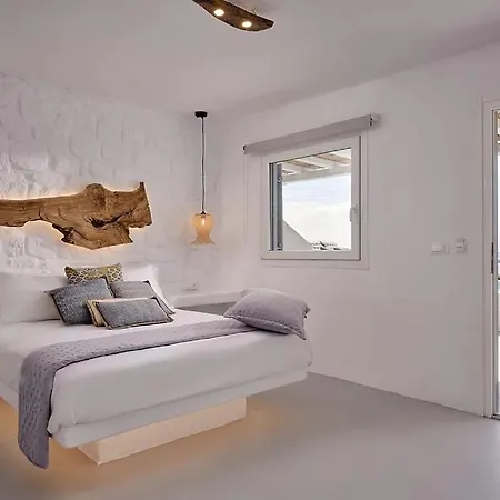 Tagoo Bay Apartment
